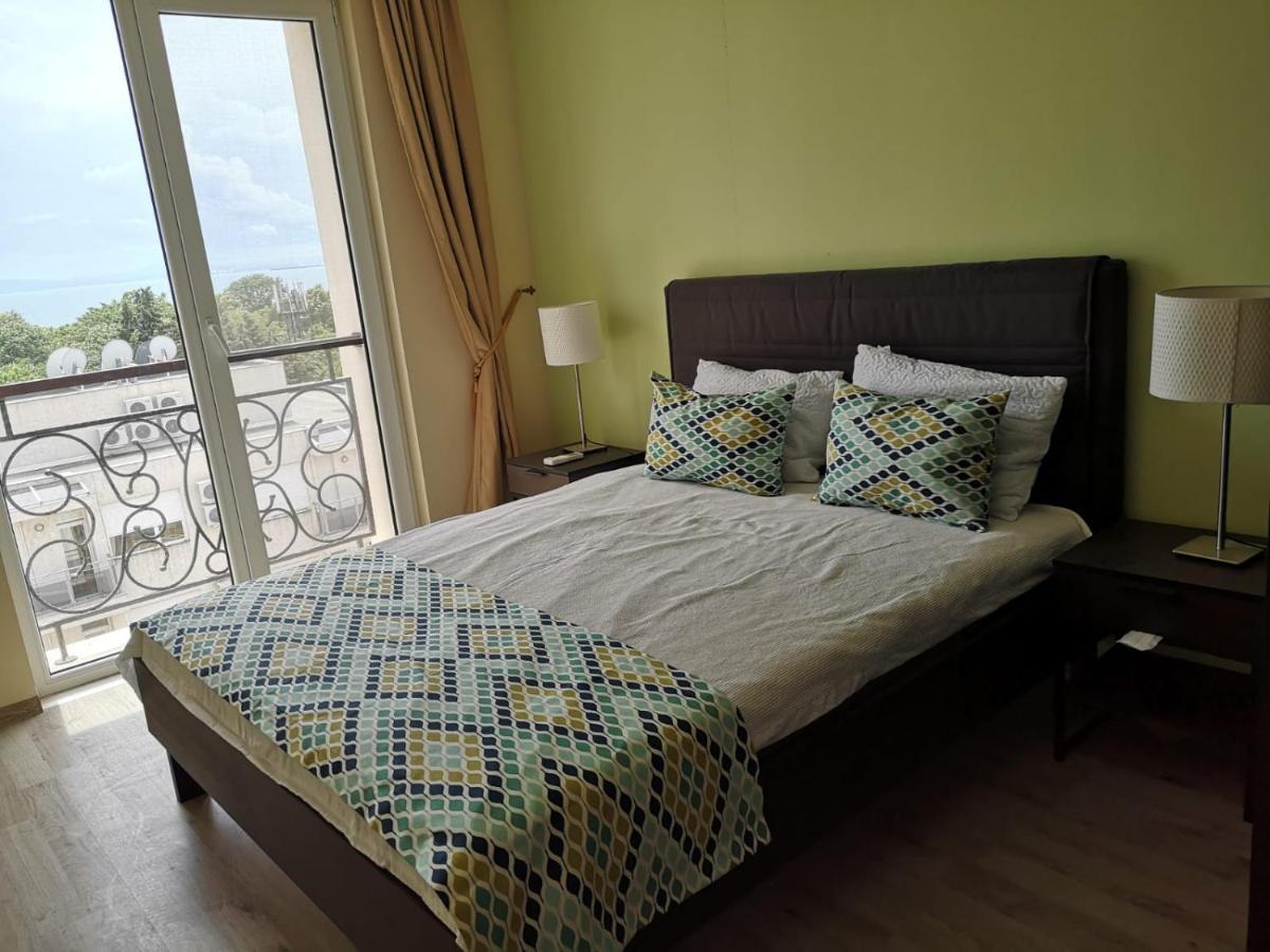 Flora Beach Private Aparthotel Pomorie Exterior photo